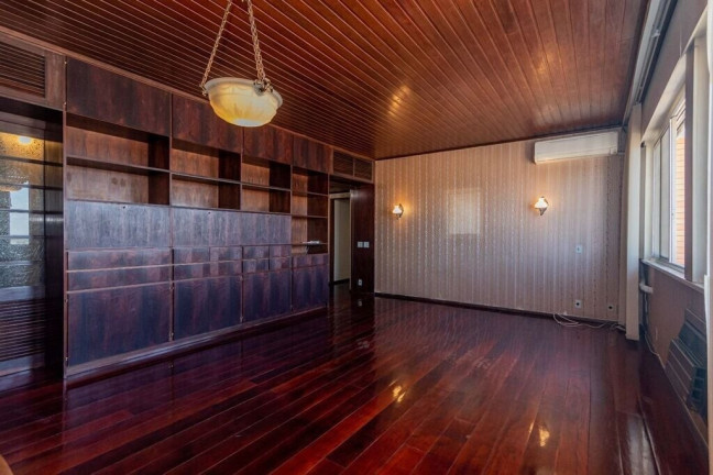 Imagem Apartamento com 3 Quartos à Venda, 169 m² em Independência - Porto Alegre Imagem Apartamento com 3 Quartos à Venda, 169 m² em Independência - Porto Alegre