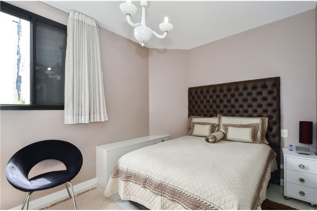Imagem Apartamento com 3 Quartos à Venda, 92 m² em Moema - São Paulo