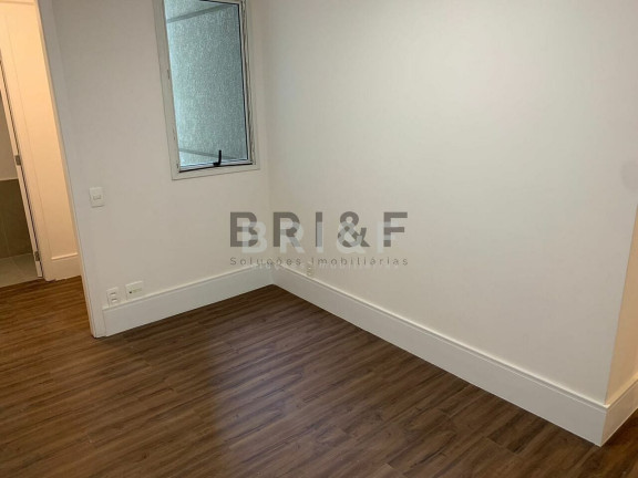 Imagem Apartamento com 3 Quartos à Venda, 223 m² em Vila Uberabinha - São Paulo
