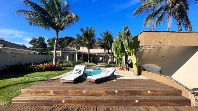 Imagem Casa com 4 Quartos à Venda, 751 m² em Porto Bracuhy - Angra Dos Reis