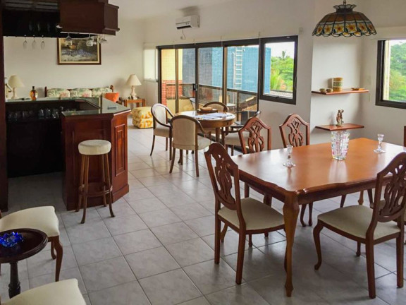 Apartamento com 3 Quartos à Venda, 205 m² em Enseada - Guarujá