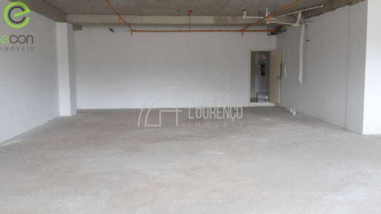 Imóvel Comercial à Venda, 180 m² em Gonzaga - Santos