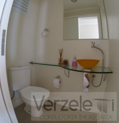 Imagem Apartamento com 3 Quartos para Temporada, 146 m² em Centro - Balneário Camboriú Imagem Apartamento com 3 Quartos para Temporada, 146 m² em Centro - Balneário Camboriú