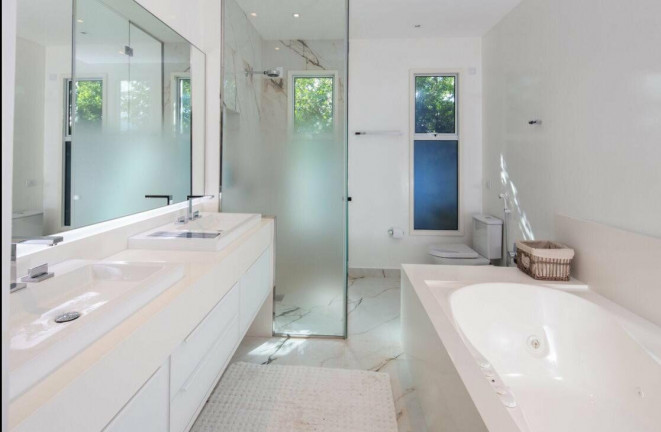 Imagem Apartamento com 4 Quartos à Venda, 226 m² em Não Informado - Não Informado Imagem Apartamento com 4 Quartos à Venda, 226 m² em Não Informado - Não Informado