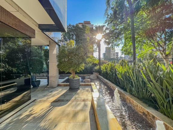 Imagem Apartamento com 3 Quartos à Venda, 261 m² em Petrópolis - Porto Alegre Imagem Apartamento com 3 Quartos à Venda, 261 m² em Petrópolis - Porto Alegre