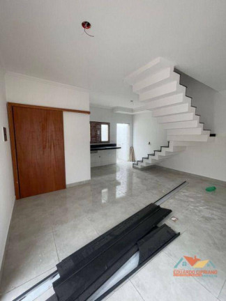 Imagem Sobrado com 2 Quartos à Venda, 73 m² em Massaguaçu - Caraguatatuba
