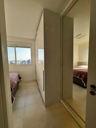 Imagem Apartamento com 2 Quartos à Venda, 69 m² em Centro - Florianópolis
