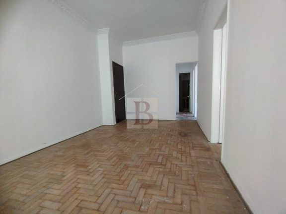 Imagem Imóvel com 3 Quartos à Venda, 120 m² em Icaraí - Niterói Imagem Imóvel com 3 Quartos à Venda, 120 m² em Icaraí - Niterói