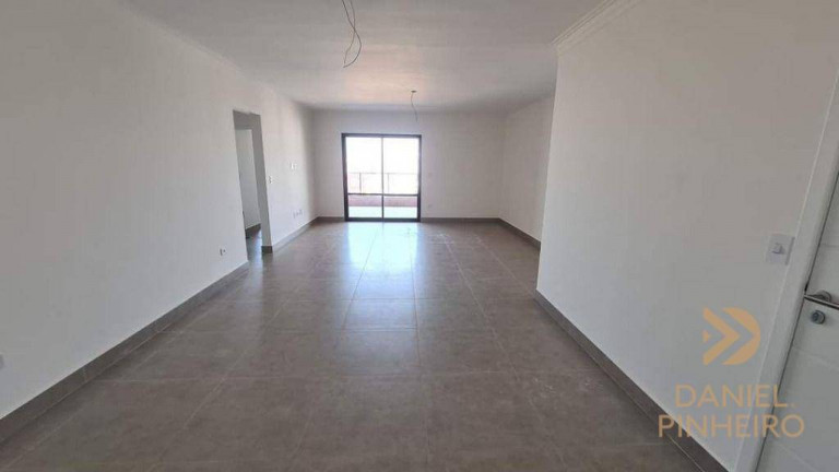 Apartamento com 3 Quartos à Venda, 145 m² em Vila Guilhermina - Praia Grande