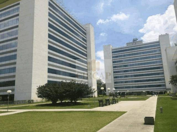 Sala Comercial para Alugar, 2.844 m² em Jardim São Luís - São Paulo