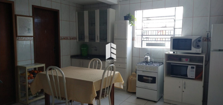 Imagem Casa com 3 Quartos à Venda,  em Pinheiro Machado - Santa Maria