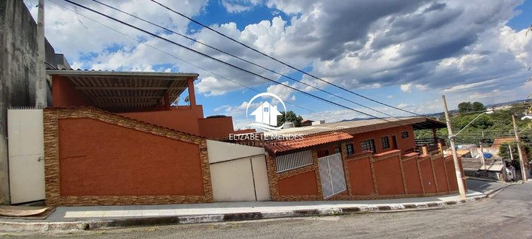 Casa com 3 Quartos à Venda, 492 m² em Cidade Edson - Suzano