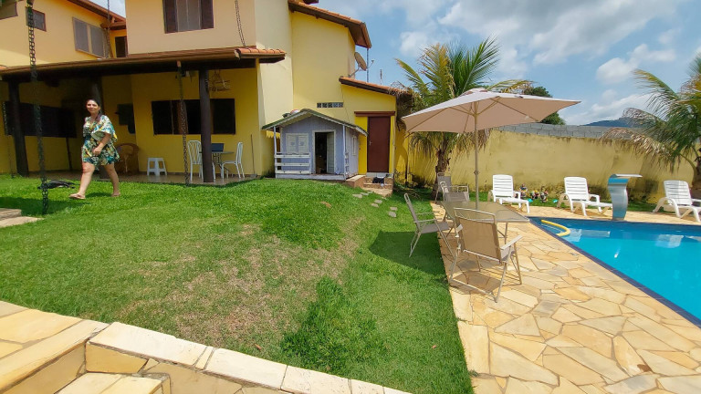 Imagem Chácara com 4 Quartos à Venda, 272 m² em Bairro Do Godoi - Extrema Imagem Chácara com 4 Quartos à Venda, 272 m² em Bairro Do Godoi - Extrema