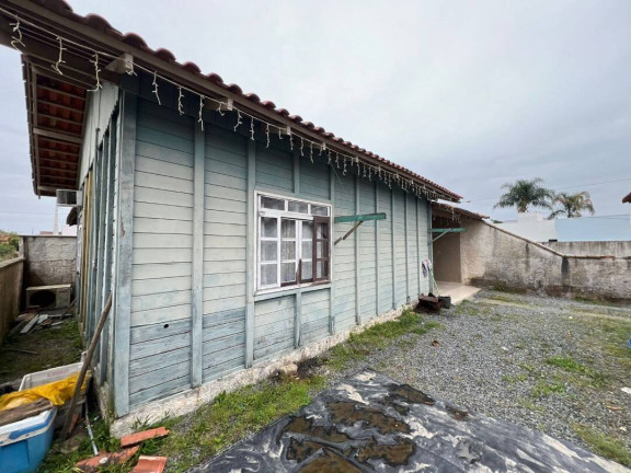 Imagem Casa com 4 Quartos à Venda, 135 m² em Centro - Balneário Barra Do Sul