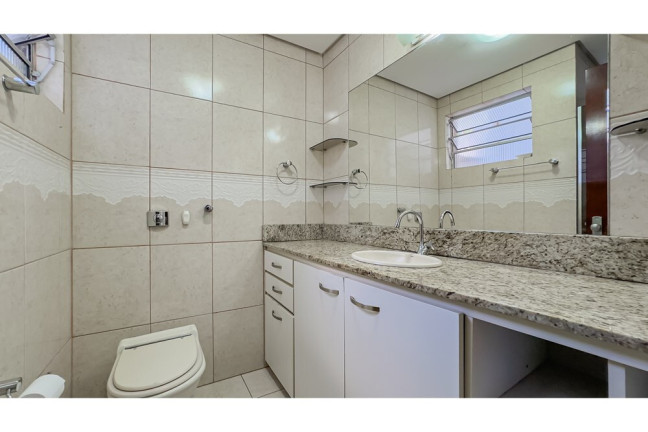 Imagem Imóvel com 2 Quartos à Venda, 86 m² em Petrópolis - Porto Alegre Imagem Imóvel com 2 Quartos à Venda, 86 m² em Petrópolis - Porto Alegre