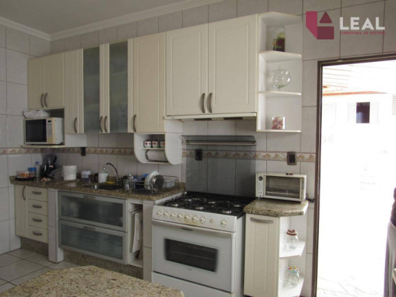 Imagem Casa com 4 Quartos à Venda, 216 m² em Altavile - Pouso Alegre Imagem Casa com 4 Quartos à Venda, 216 m² em Altavile - Pouso Alegre