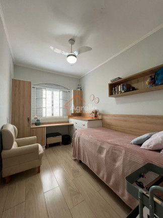 Imagem Casa com 3 Quartos à Venda, 220 m² em Jardim Bandeirantes - Mogi Guaçu Imagem Casa com 3 Quartos à Venda, 220 m² em Jardim Bandeirantes - Mogi Guaçu
