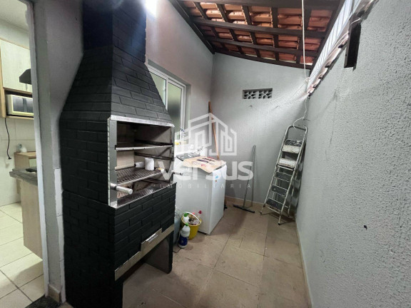 Imagem Casa com 3 Quartos à Venda, em Nova Mirim - Praia Grande Imagem Casa com 3 Quartos à Venda, em Nova Mirim - Praia Grande
