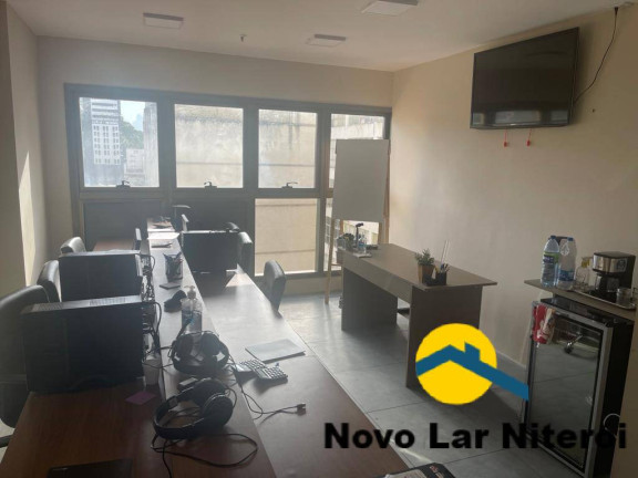Sala Comercial à Venda, 24 m² em São Domingos - Niterói