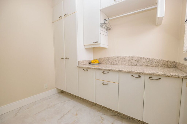 Imagem Apartamento com 3 Quartos à Venda, 277 m² em Agronômica - Florianópolis