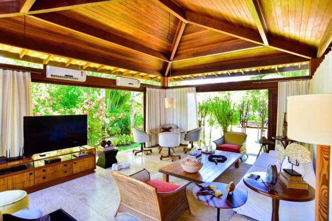Imagem Casa com 5 Quartos à Venda, em Piscinas Naturais - Mata De São João Imagem Casa com 5 Quartos à Venda, em Piscinas Naturais - Mata De São João