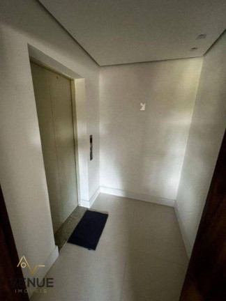 Imagem Apartamento com 3 Quartos à Venda, 193 m² em Limoeiro - Arujá Imagem Apartamento com 3 Quartos à Venda, 193 m² em Limoeiro - Arujá