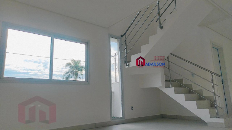 Imagem Imóvel com 2 Quartos à Venda, 132 m² Imagem Imóvel com 2 Quartos à Venda, 132 m²