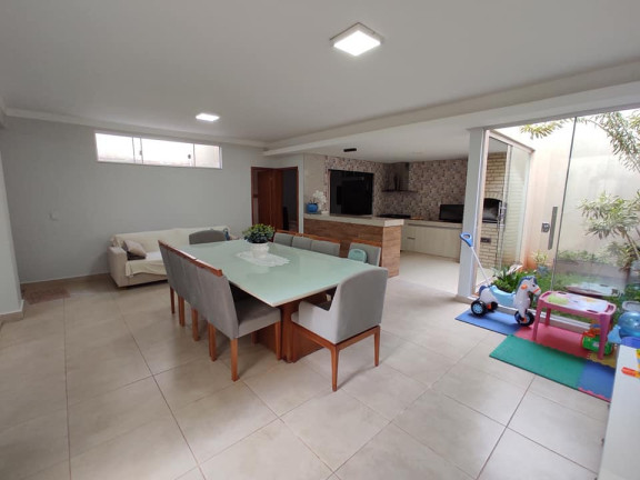 Imagem Imóvel com
4 Quartos à Venda, 210 m² em
Sitios Santa Luzia -
Aparecida De Goiania Imagem Imóvel com
4 Quartos à Venda, 210 m² em
Sitios Santa Luzia -
Aparecida De Goiania