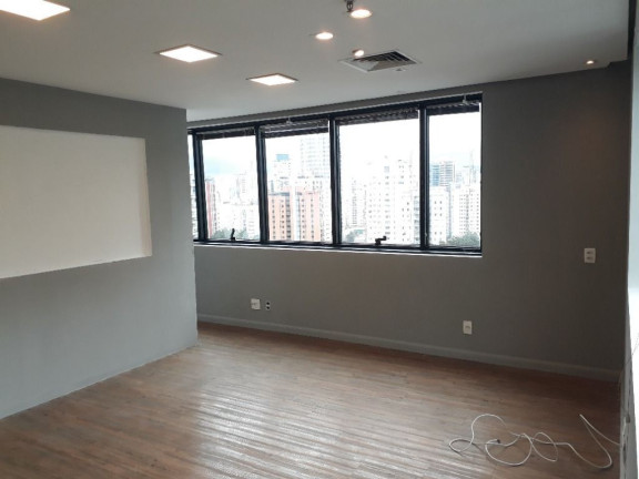 Imóvel à Venda, 40 m² em Vila Nova Conceição - São Paulo