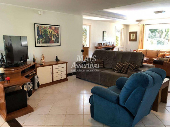 Imagem Casa com 5 Quartos à Venda, 326 m² em Vila Suiça - Canela Imagem Casa com 5 Quartos à Venda, 326 m² em Vila Suiça - Canela