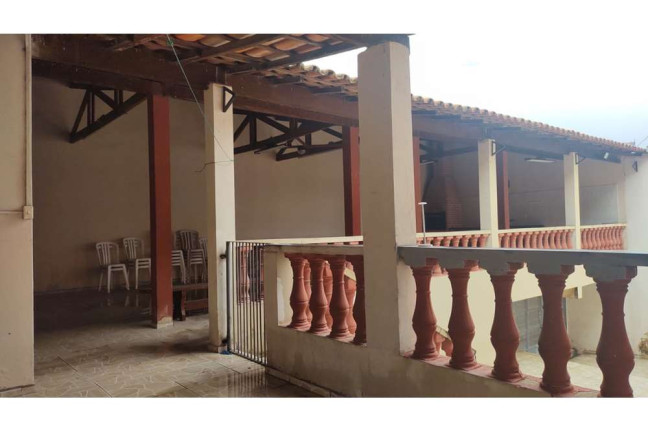 Imagem Casa com 4 Quartos à Venda, 288 m² em Centro - Salto De Pirapora
