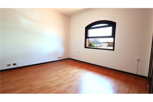 Imagem Casa com 4 Quartos à Venda, 332 m² em Morumbi - São Paulo Imagem Casa com 4 Quartos à Venda, 332 m² em Morumbi - São Paulo