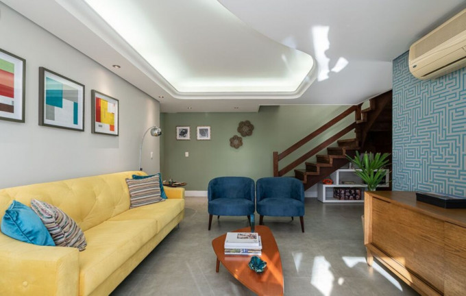 Imagem Imóvel com 3 Quartos à Venda, 238 m² em Menino Deus - Porto Alegre Imagem Imóvel com 3 Quartos à Venda, 238 m² em Menino Deus - Porto Alegre