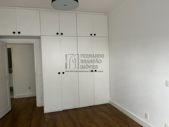 Imagem Imóvel com 3 Quartos para Alugar, 300 m² em Copacabana - Rio De Janeiro Imagem Imóvel com 3 Quartos para Alugar, 300 m² em Copacabana - Rio De Janeiro
