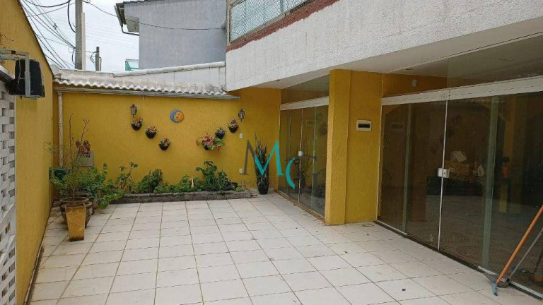 Imagem Casa com 3 Quartos à Venda, 120 m² em Campo Grande - Rio De Janeiro Imagem Casa com 3 Quartos à Venda, 120 m² em Campo Grande - Rio De Janeiro