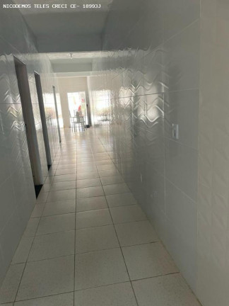 Imagem Casa com 2 Quartos à Venda, 65 m² em Araturi - Caucaia