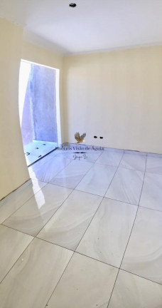 Imagem Sobrado com 2 Quartos à Venda,  em Tatuquara - Curitiba