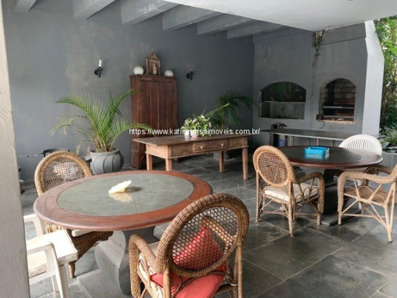 Imagem Sobrado com 4 Quartos à Venda, 800 m² em Jardim Guedala - São Paulo Imagem Sobrado com 4 Quartos à Venda, 800 m² em Jardim Guedala - São Paulo