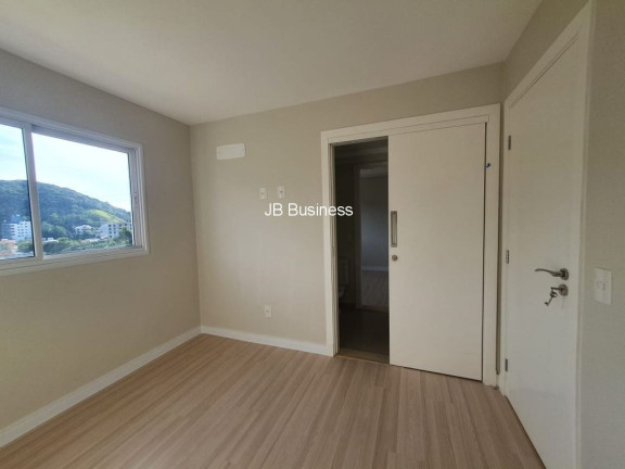 Imagem Imóvel com 2 Quartos à Venda, 90 m² em Ressacada - Itajaí
