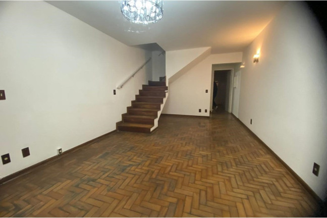 Imagem Sobrado com 4 Quartos para Alugar, 152 m² em Vila Ipojuca - São Paulo