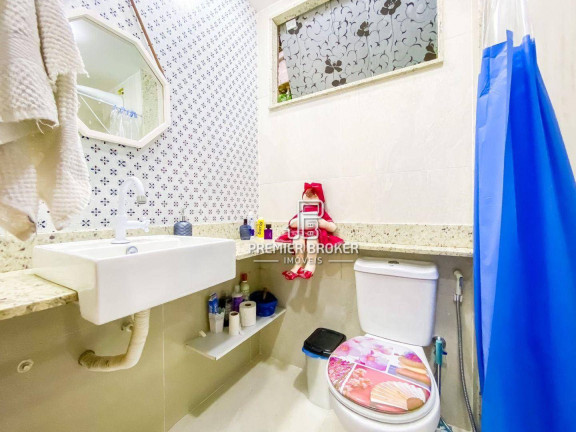Imagem Casa com 5 Quartos à Venda, 240 m² em Araras - Teresópolis Imagem Casa com 5 Quartos à Venda, 240 m² em Araras - Teresópolis