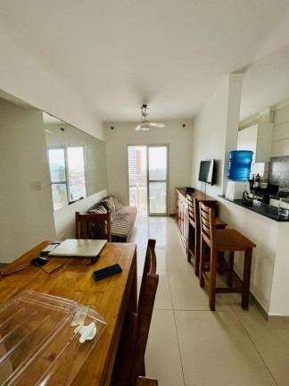 Imagem Apartamento com 2 Quartos à Venda, 60 m² em Mirim - Praia Grande