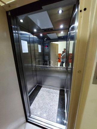Imagem Kitnet com 1 Quarto à Venda, 32 m² em Centro - Itajaí Imagem Kitnet com 1 Quarto à Venda, 32 m² em Centro - Itajaí