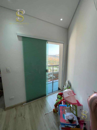 Imagem Casa com 3 Quartos à Venda, 180 m² em Terra Preta - Mairiporã Imagem Casa com 3 Quartos à Venda, 180 m² em Terra Preta - Mairiporã