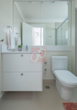 Imagem Apartamento com 3 Quartos à Venda, 181 m² em Pioneiros - Balneário Camboriú Imagem Apartamento com 3 Quartos à Venda, 181 m² em Pioneiros - Balneário Camboriú