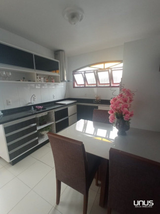 Imagem Casa com 2 Quartos à Venda,  em Barreiros - São José