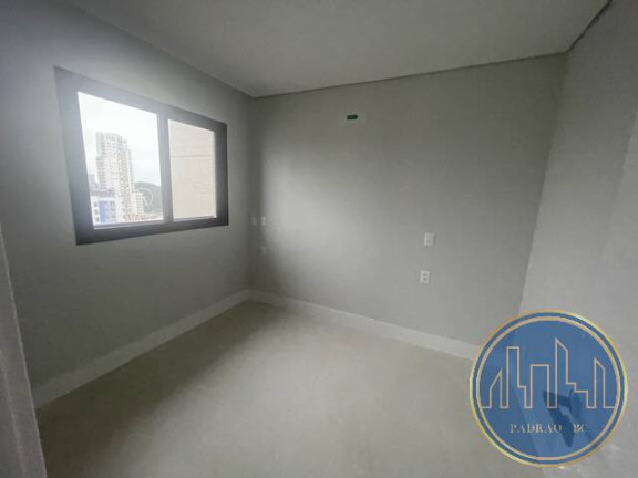 Imagem Apartamento com 4 Quartos à Venda, 132 m² em Centro - Balneário Camboriú Imagem Apartamento com 4 Quartos à Venda, 132 m² em Centro - Balneário Camboriú