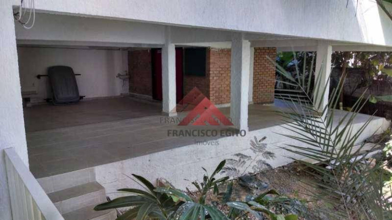 Imagem Casa com 2 Quartos à Venda, 440 m² em Santa Rosa - Niterói Imagem Casa com 2 Quartos à Venda, 440 m² em Santa Rosa - Niterói