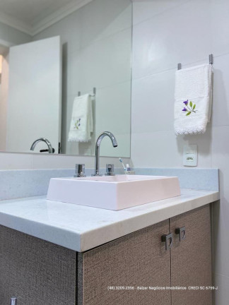 Imagem Apartamento com 3 Quartos à Venda, 109 m² em Centro - Florianópolis