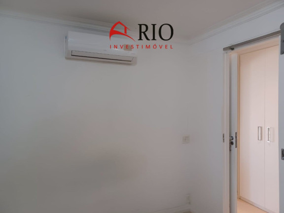 Imagem Imóvel com 4 Quartos à Venda, 325 m² em Barra Da Tijuca - Rio De Janeiro Imagem Imóvel com 4 Quartos à Venda, 325 m² em Barra Da Tijuca - Rio De Janeiro